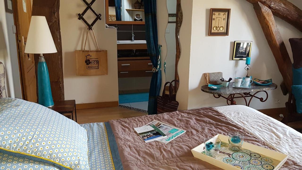 Bed and Breakfast Domaine de Millox à Saint-André-de-Seignaux Extérieur photo