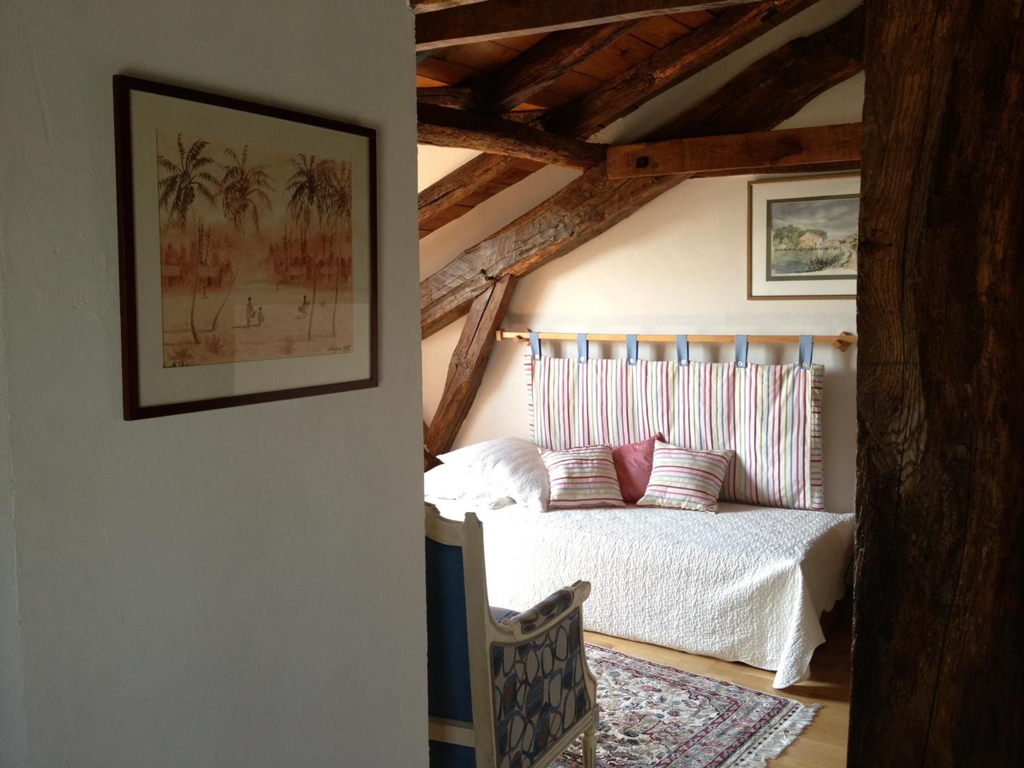 Bed and Breakfast Domaine de Millox à Saint-André-de-Seignaux Chambre photo